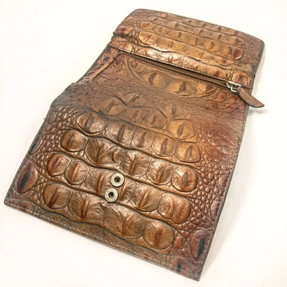 VTG Brahmin Pecan Melbourne Leather Trifold Wallet